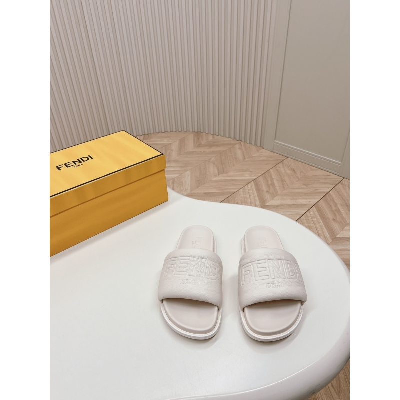 F**di slippers
